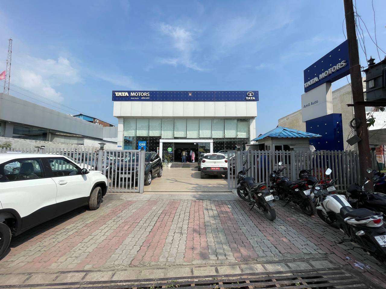 Home 1 - Tata Motors Cars Showroom in Rudrapur